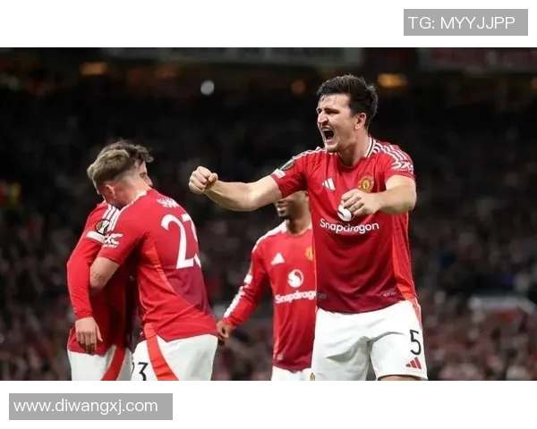 球迷炸锅热议季后赛焦点行为引发全网讨论激情持续高涨