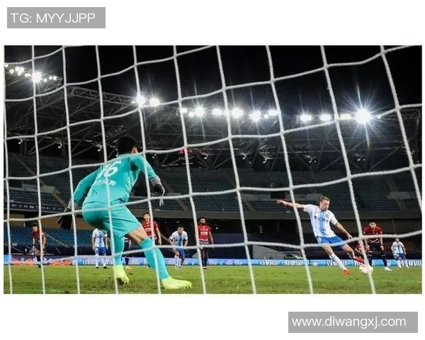 VAR因误判遭罚款停赛 相关决定引发广泛讨论