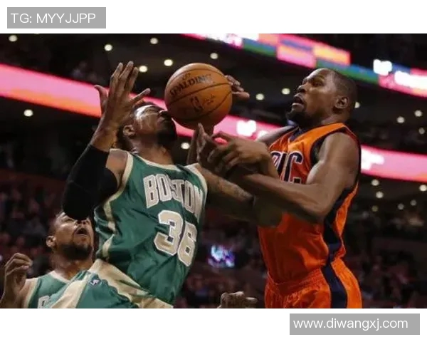 昔日恩怨再现!凯尔特人与老队友狭路相逢 昔日恩怨再现!凯尔特人与老队友狭路相逢